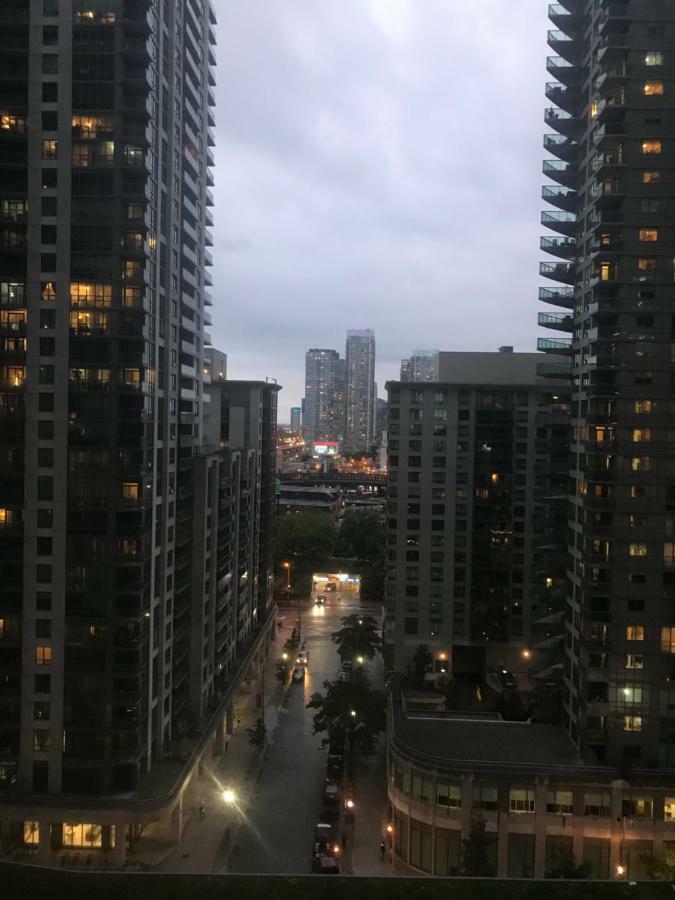 Stylish Condos Toronto Zewnętrze zdjęcie