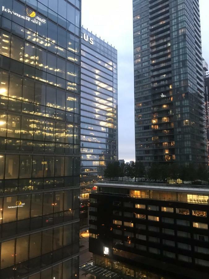Stylish Condos Toronto Zewnętrze zdjęcie